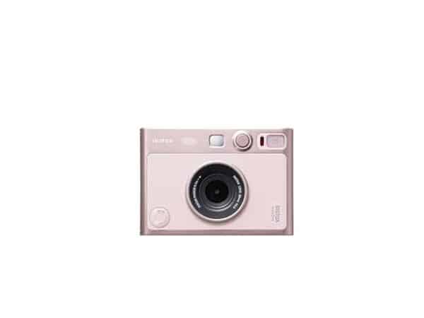 Passez à un autre niveau de photographie avec l'instax Mini Evo, un appareil hybride unique qui allie modernité et nostalgie en imprimant vos souvenirs en rose éclatant. Découvrez toutes ses fonctionnalités innovantes et ses possibilités créatives dans notre revue complète.
