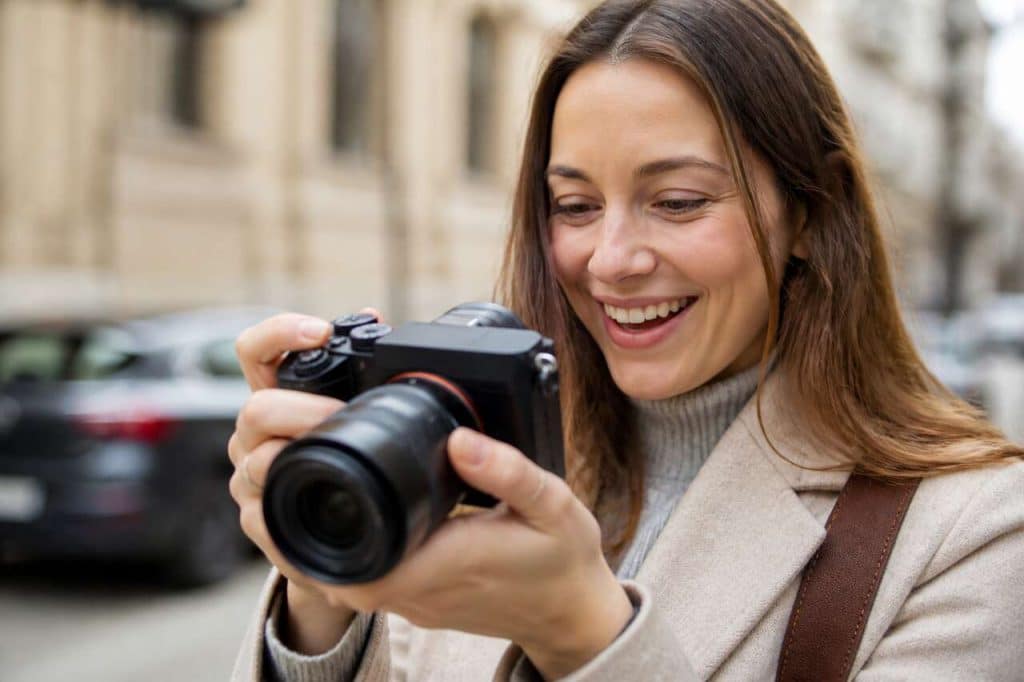 Meilleur appareil photo hybride : guide comparatif pour bien choisir