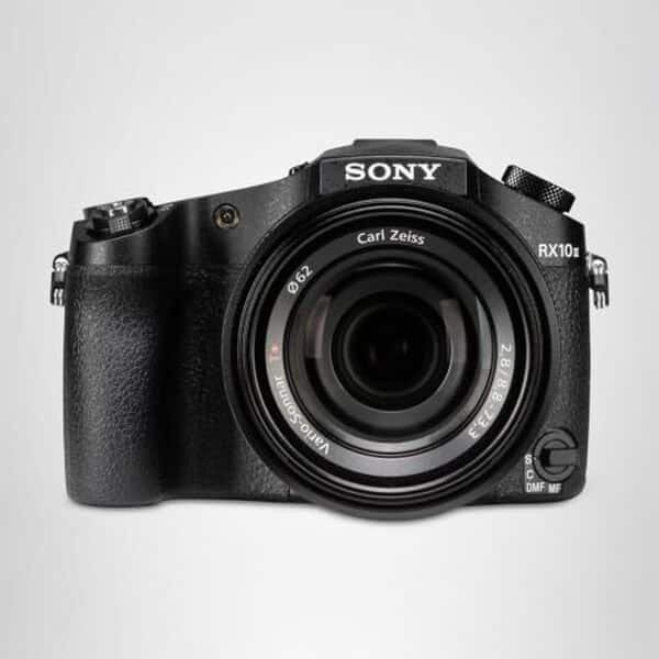 Découvrez notre test complet du Sony DSC-RX10 II, le bridge expert 4K avec zoom optique puissant et performances exceptionnelles pour les photographes exigeants.