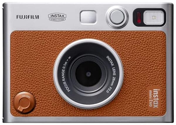 Découvrez l'instax mini Evo marron, l'appareil photo hybride 2 en 1 avec imprimante intégrée. Test complet, caractéristiques et avis de cet appareil multifonction innovant.