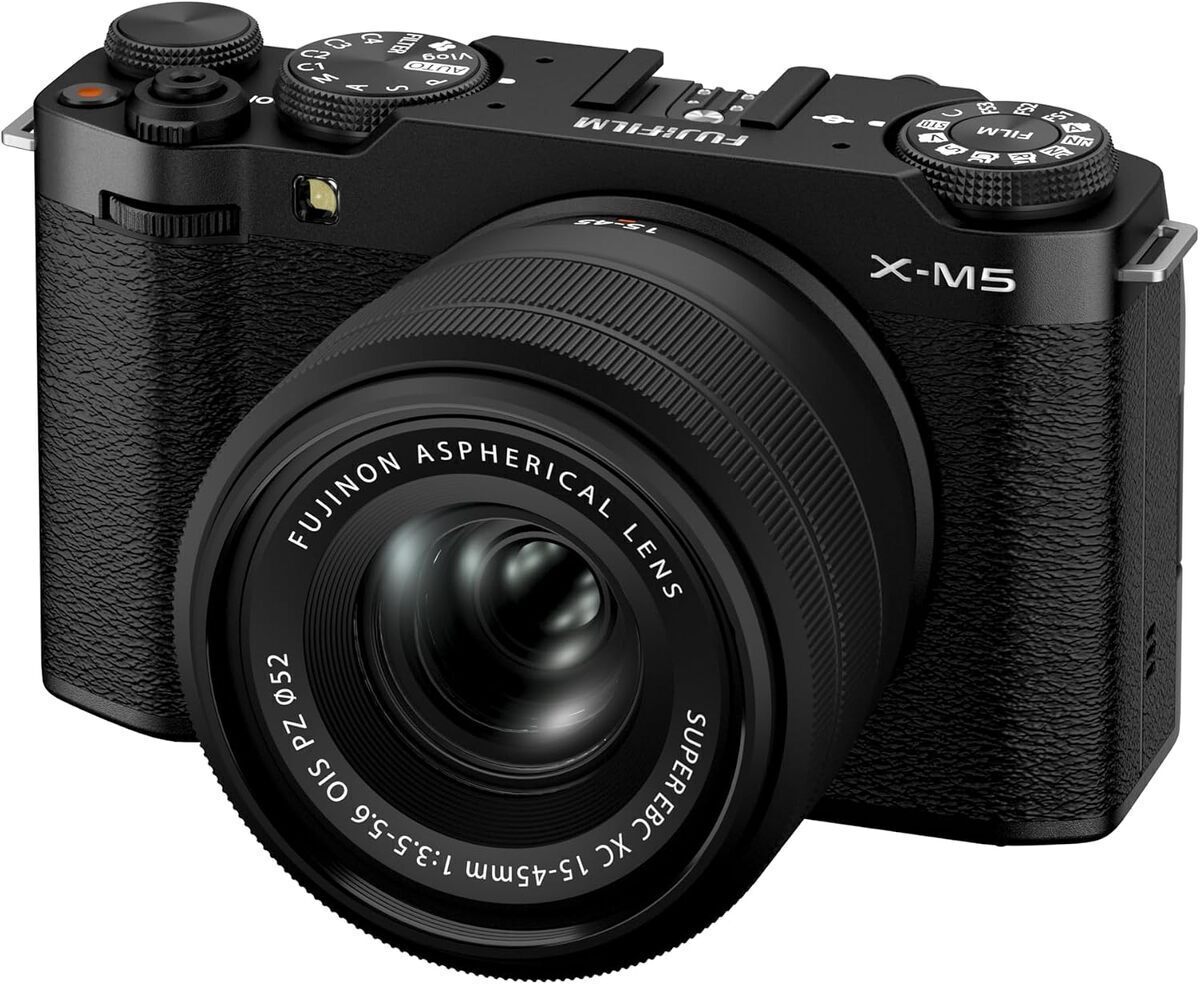 Test Fujifilm X-M5 : efficacité du kit 15-45mm noir